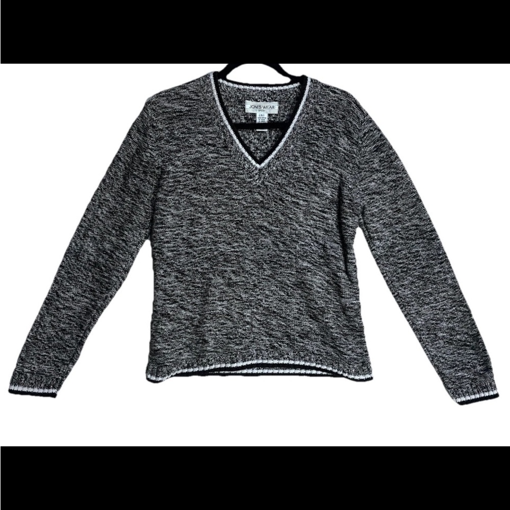 Jones New York Black and White V-Neck Sweater